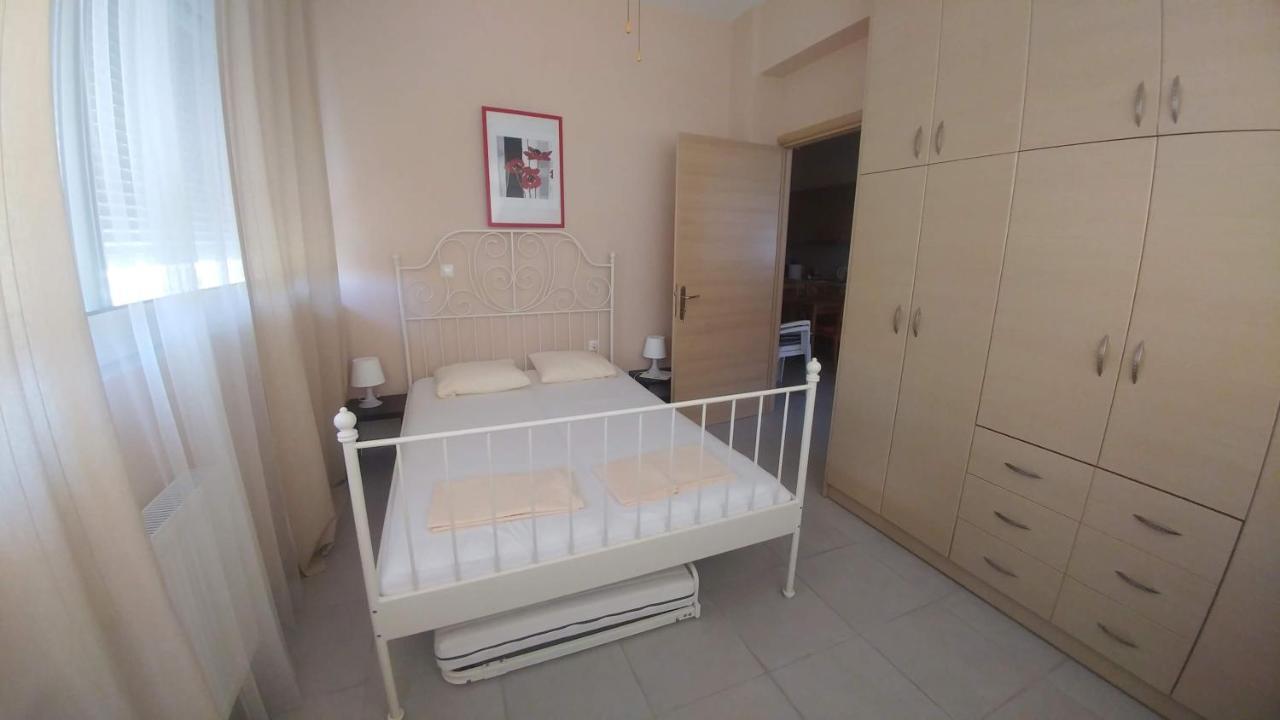 Family Apartment Дервеніон Екстер'єр фото
