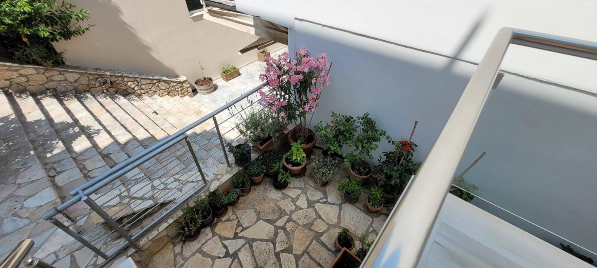 Family Apartment Дервеніон Екстер'єр фото