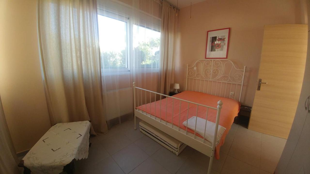 Family Apartment Дервеніон Екстер'єр фото